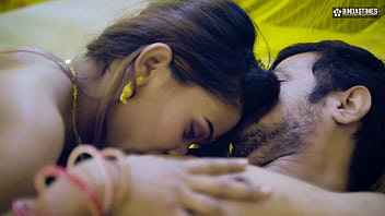 Desi Bihari Bhabhi Ki Garam Naaf Aur Jawani Dekhkar Devar Ne Use Chod Daala