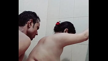 Bercinta Di Kamar Mandi Desi Yang Panas
