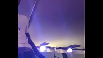 Suami Ikut Bergiliran Ngentot Istri