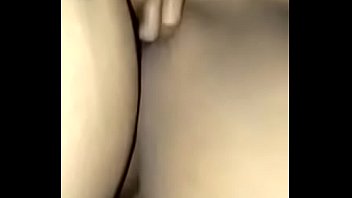 Desi Perawan Yang Baru Dinikahi Malam Pertama Dengan Nafsu Liar
