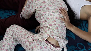 Panasnya Keluarga India Bercinta Dengan Video Porno Hindi Hd Yang Menggairahkan