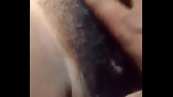 Gadis Seksi Desi Kirim Foto Mesra Untuk Pacar Lewat Mms