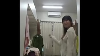 Mantan Kekasih Cina-indonesia Goyang Hot Dan Telanjang Di Depanku