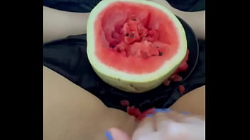 Melon Manis Memperbanyak Orgasme Perempuan – Video Panjang Arab 2025 – Amatir Saudi Terbaik – Masturbasi Nakal Putih Salju Arab – Fetish Makanan Ekstrem – Buah Di Memek Remaja Ketat – Gadis Los Angeles Usa