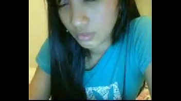 Gadis Indonesia Seksi Menggoda Di Camfrog