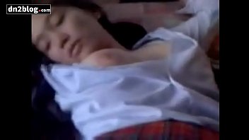 Tante Jilbab Hijab Suka Pamer Tubuh Seksi Dan Menggoda