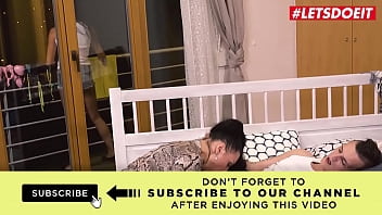 Ibu Mertua Nakal – Eva Ann Dan Eberhard, Mama Rusia Tante Girang Coba Anus Dengan Anak Tirinya