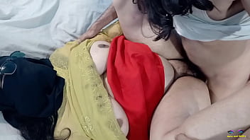 Istri Muslim Desi Berhijab Selingkuh Ditiduri Di Atas Meja Pakai Kacamata Hitam, Adegan Ranjang Xxx Dengan Audio Hindi Jernih