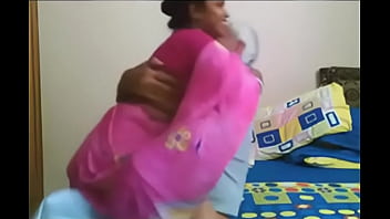 Gadis Pembantu Desi Ngeseks Cepat Dengan Kakek Tua