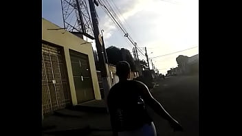 Lidi Yang Bergoyang Menggoda