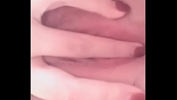 Gadis Tionghoa Menggoda Dengan Kamera Sendiri