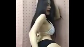 Tante Asia Goyang Hot Dan Menggoda Di Live Stream Facebook