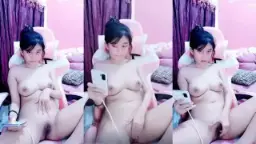 Molek Menggoda, Omek Satu Jari Dengan Tubuh Yang Bikin Nafsu Bergelora