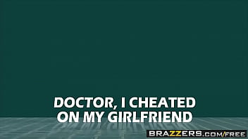 Petualangan Panas Di Ruang Dokter: Adegan Mesra Ariella Ferrera Dan Xander Corvus