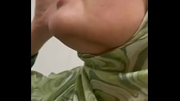 Kecantikan Tersembunyi Di Balik Hijab Yang Menggoda