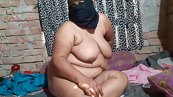 একা পেয়ে স্টেপ আঙ্কেলকে ইচ্ছেমতো চুদে দিলাম