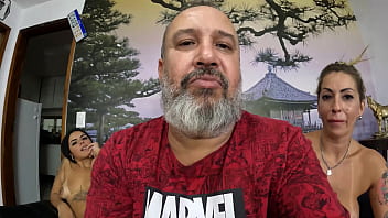 Perbincangan Panas Berujung Pada Pesta Seks Liar Di Sofa – Renata Sampaio Dan Julia Fontanelli Menggila