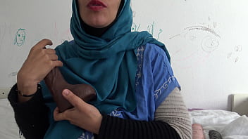 Istri Arab Aljazair Yang Panas Dan Nakal, Tinggal Di Prancis Dan Doyan Dikentuti