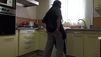 Pembantu Muslim Turki Digilir Kasar Lewat Pantat Oleh Majikannya Di Istanbul