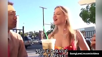 Bintang Porno Blonde Sunny Lane Menggoda Dan Menghisap Kontol Asia!