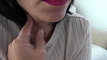 Gadis Mesir Berpayudara Besar Yang Suka Bicara Kotor