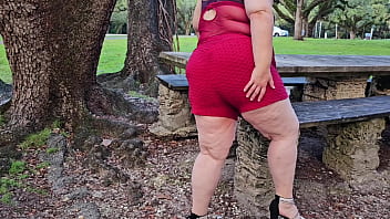 Jilbab Milf Montok Jalan Pagi Di Taman Dan Kencing Liar – Bbw Nakal, Pov Sembah Pantat Besar, Payudara Montok, Memek Gemuk