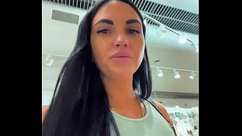 Orang Rusia Berpesta Poran