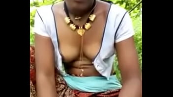 Gairah Liar Di Alam Terbuka Dengan Kekasih Desi