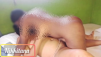 Kakak Ipar Tiriku Yang Lesbian