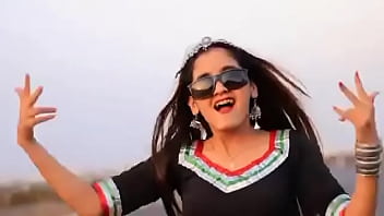 Neha Menggoda Kakak Tirinya Hingga Tak Kuasa Menolak Godaan Ranjang (kisah Panas Berbahasa Hindi)