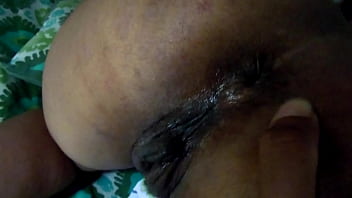 Ibu Rumah Tangga India Main Jari Di Pantat