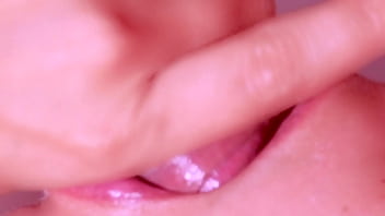 Kisah Mesra Di Ranjang Jepang