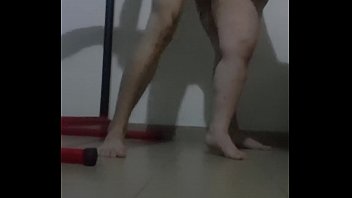 Aku Menggenjot Teman Ibuku Yang Ranum Dan Bergairah