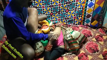 सासु माँ को अपने कमरे में बुलाकर जबरदस्त चुदाई की