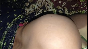 Kakak Ipar India Dan Adik Ipar Yang Bergairah Dalam Aksi Seks Panas