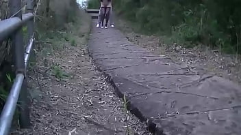 Ibu Tiri Dan Anak Laki-laki Nikmati Waktu Mesra