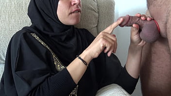 Istri Arab Yang Suka Ditipu Dan Anak Tirinya Yang Ganas