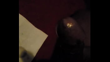 Semburan Deras Dari Pria India Yang Menggairahkan