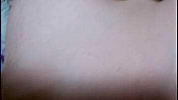 Gadis Amatir Cina Dengan Payudara Besar Yang Menggoda