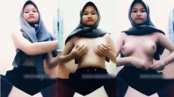 Fazreen Berkerudung Abu Pamer Payudara Montok