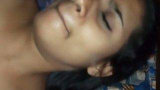 Video Mesum Bulan Madu Pasangan India – Meghana Mms