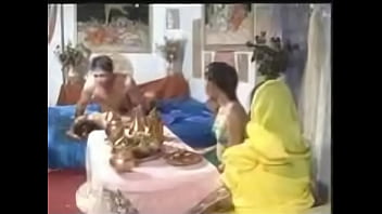 Gadis India Yang Menggoda Dengan Gairah Seksual Yang Membara