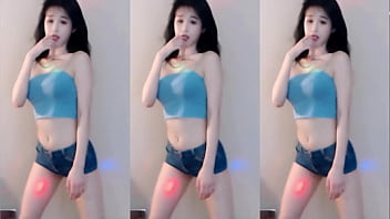 Cô Nàng Trung Quốc Uốn éo Trong điệu Nhảy Nóng Bỏng