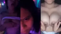 Alexa Telanjang Dada Montok Dan Menggairahkan