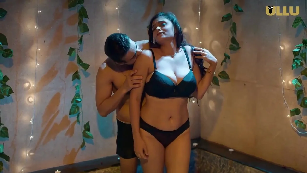 Ibu Tiri Tercinta: Episode 5 – Nafsu Rahasia Di Kamar Mandi