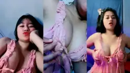 Live Streaming Amelia: Payudara Indah Dengan Puting Menggoda Dan Toge Mango Yang Menggairahkan