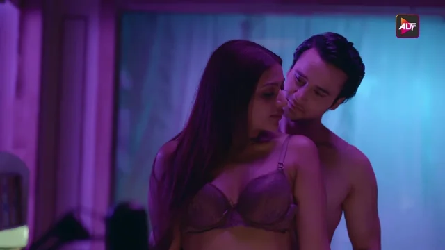 Nashila Husn: Adegan Panas Episod 3 Seri Web Hindi Dewasa 2024