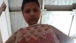 Gadis Desa Montok Dengan Payudara Besar Sedang Telanjang