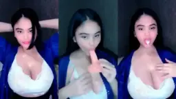 Kylie Payudara Basah Montok Ngentot Dildo Gede