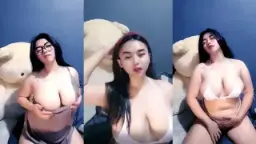 Tobrut Cantik Yang Binal Dan Menggoda Dengan Sensualitas Yang Membara